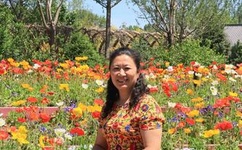 雪乳高耸激情难耐的美妇